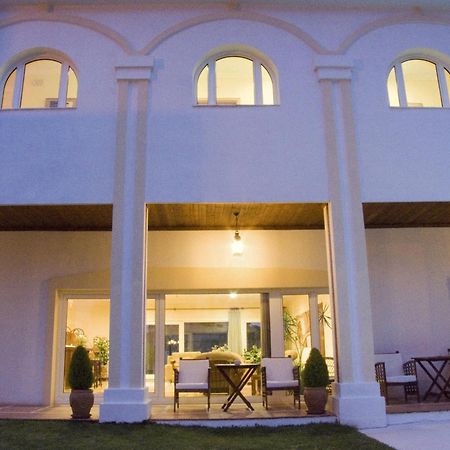 La Luna Blanca توريمولينوس المظهر الخارجي الصورة